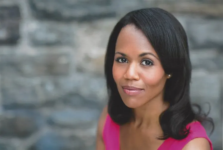 Nikki Renée Daniels