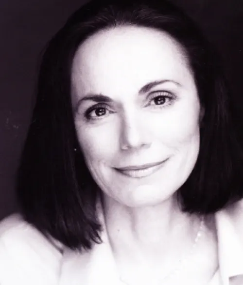 Alma Cuervo <br> <em>Ida Straus</em>