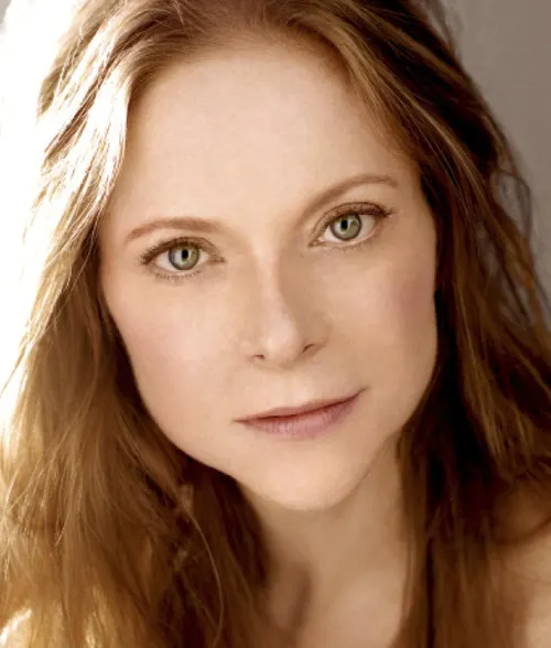 Erin Hill <br> <em>Kate Mullins</em>
